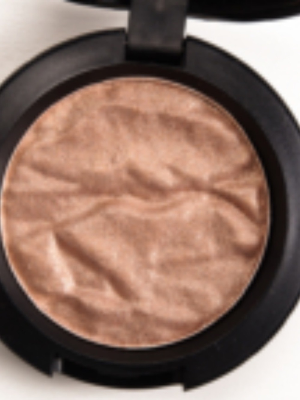 ⚡️🖤MAC Cosmetics Foiled Eyeshadow Joy Toy - Picture 3 of 8